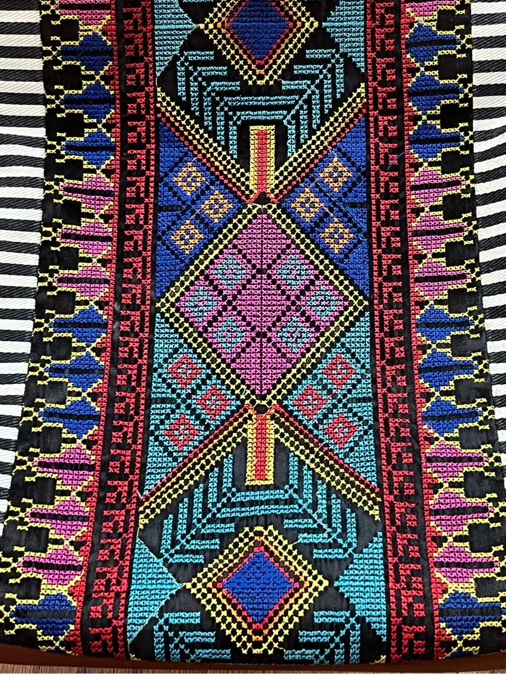 MMS Tapestry festival carry on hobo bag